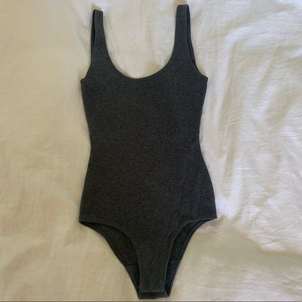Wilfred Free Scoop Neck Bodysuit w/ button bottom